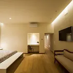 Atto Primo Studio Apartment