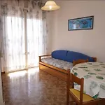 Welcoming Flat With Large Terrace