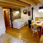 Chalet-Tabia Al Sol Montagna Dolomiti Pecol