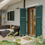 Casa Galya With Private Patio By Gardadoma