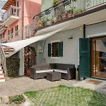 Casa Galya With Private Patio By Gardadoma
