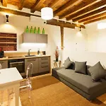 Domus Verona - Elegante Residenza Satiro