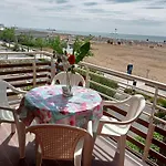 Beachfront Modern Flat With Sea View