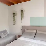Picnic Apartment