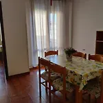 Spacious Apartment Close To The Beach - Beahost