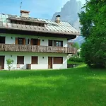 Casa Di Montagna Con Camino E Terrazza