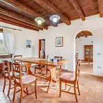 Stunning Home In Taglio Di Po Ro With 2 Bedrooms, Wifi And Outdoor Swimming Pool