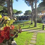 Beautiful Resort With Private Terrace - Pool And Playground - Beach Place