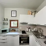 Hide Apartment