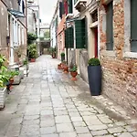 Cosy Apartment In The Heart Of Venice With City View 50 M²