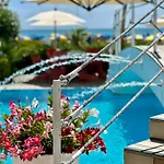 Ruhl Beach Hotel&Suites