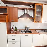 Seaside Happiness Flat With Shared Pool - Beahost