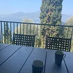 3 Zimmer Apartment Am Gardasee Mit Traumhaften Seeblick Und Pool In Torri Del Benaco
