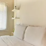 Welc-Om Golden Apartment