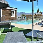 North House With Pool And Lake View