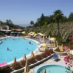 Le Torri Del Garda Familyspa Resort