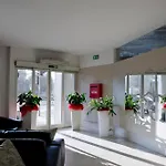 Key Hotel