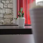 La Grotta Hotel