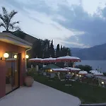 Hotel Oasi Beach