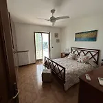 Poli Villa'S Apartment