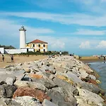 Comfy Family Apartment In Bibione - Beahost