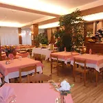 Albergo Ristorante Cima I Pra'