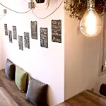 Pove 2.4 Hotel