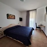 Hotel Laguna