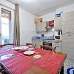 R&R Apartment