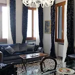 San Marco Luxury And Sharm Apartment Muneghe