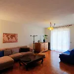 El Lugo Apartment