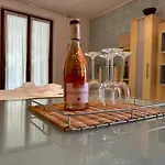Sg Family - Easy Holiday