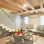Graceful Apartments - Paradise Apartment