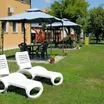 Schoene Wohnung In Venedig Mit Garten Und Grill - B56818
