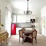 Airoldi Palace Apartment