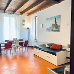 Sottoriva 12 City Center Large Apartment