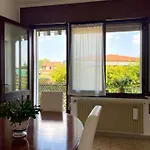 Guest House 