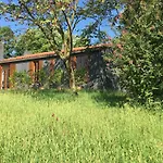 Villa Tugurio. La Tua Casa Immersa Nel Verde