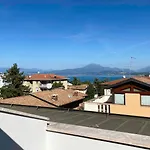Lakeview Verdi Apartment