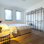 Venezia-Mestre Love Nest Bros2