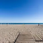 Quiet Little Villa Near The Seaside - Beahost