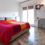 A Soli 15 Minuti Da Venezia Bus Sotto Casa