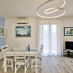 Vela Bianca Home Garda
