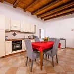 Palace Home Mazzini Verona Center