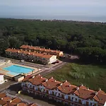 Homely Flat In A Residence With Pool In Rosolina