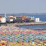 Ferrari Apartments Levante