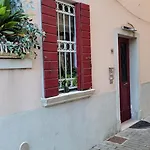 Lovely Escape In Venice