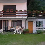 Garden Apartment Relax