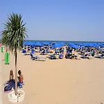 Central Getaway Close To The Sea - Beahost