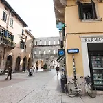 Italianflat - Via Adua Two Bedroom Old Town